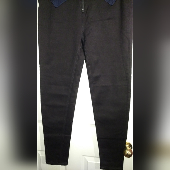 Fashion Nova Two-Toned Jeggings - Picture 4 of 7